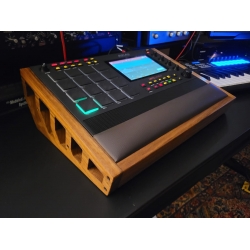 Stojak do AKAI MPC LIVE MK2 z poduszką